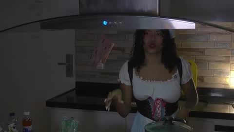 schedule 300 pm - 1100pm colombia time online show from 10-03-25, 11:13