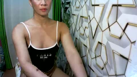 Snapshot of kyutshyne chatting on 03-05-26, 04:03 kyutshyne online show from 03-05-26, 04:03