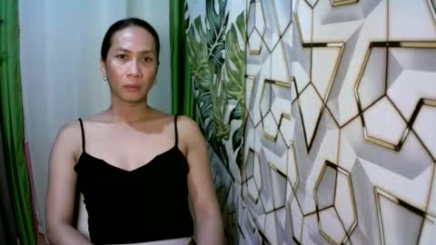 Snapshot of kyutshyne chatting on 04-21-26, 02:26 kyutshyne online show from 04-21-26, 02:26