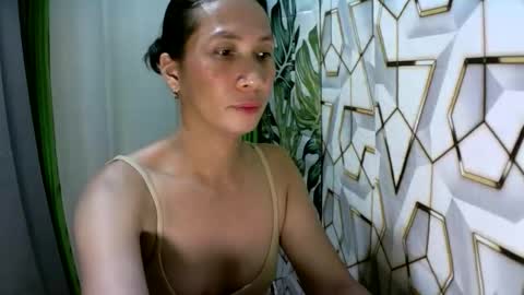 Snapshot of kyutshyne chatting on 04-30-26, 06:14 kyutshyne online show from 04-30-26, 06:14