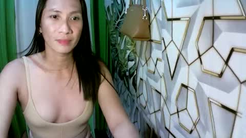 Snapshot of kyutshyne chatting on 05-17-26, 08:38 kyutshyne online show from 05-17-26, 08:38