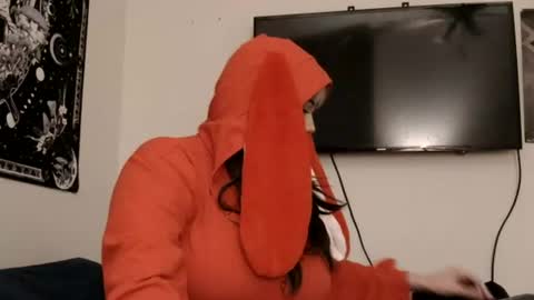 Lily online show from 06-30-26, 01:06