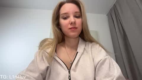 lina online show from 03-31-26, 01:18