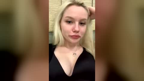 Snapshot of l1sa_bun chatting on 06-26-26, 10:14 Alice online show from 06-26-26, 10:14