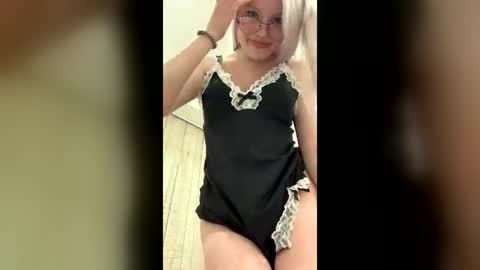 Snapshot of l1sa_bun chatting on 07-04-26, 10:16 Alice online show from 07-04-26, 10:16