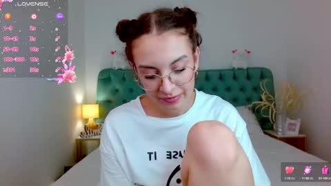 Margo  online show from 09-13-25, 09:58