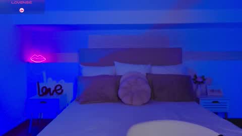 Margo  online show from 11-15-25, 09:43