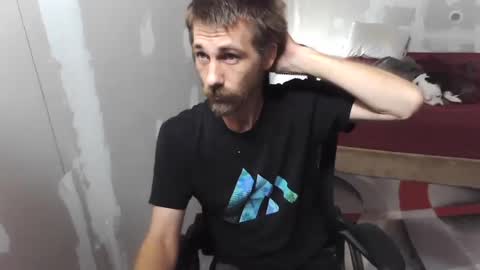 Snapshot of l1v1nth3dr3am chatting on 10-10-25, 03:16 l1v1nth3dr3am online show from 10-10-25, 03:16