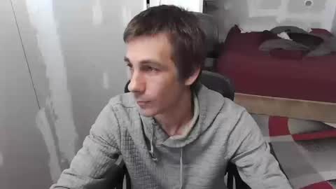 Snapshot of l1v1nth3dr3am chatting on 10-14-25, 02:51 l1v1nth3dr3am online show from 10-14-25, 02:51