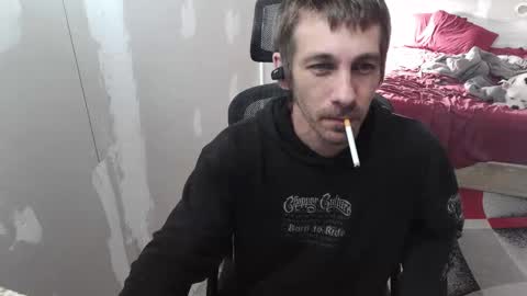 Snapshot of l1v1nth3dr3am chatting on 10-22-25, 02:45 l1v1nth3dr3am online show from 10-22-25, 02:45