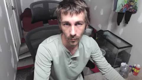 Snapshot of l1v1nth3dr3am chatting on 10-31-25, 03:07 l1v1nth3dr3am online show from 10-31-25, 03:07