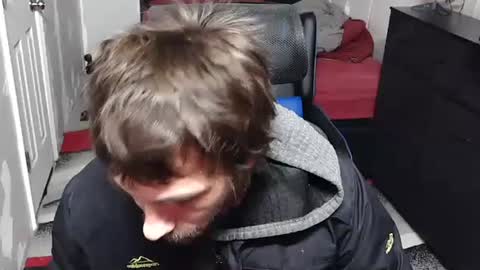 Snapshot of l1v1nth3dr3am chatting on 12-15-25, 11:58 l1v1nth3dr3am online show from 12-15-25, 11:58