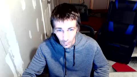l1v1nth3dr3am online show from 07-08-26, 06:18
