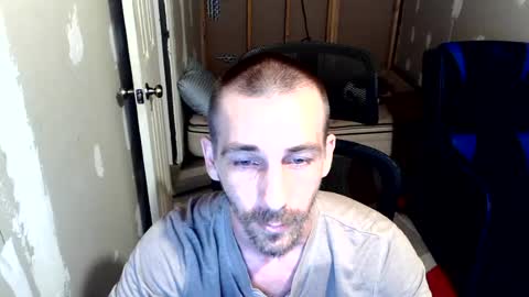 l1v1nth3dr3am online show from 07-31-26, 04:23