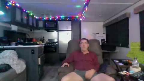 l8tniter online show from 12-15-25, 04:39