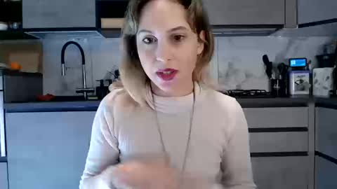 Sofia online show from 03-10-26, 01:38