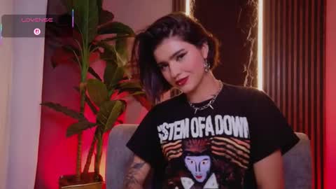 Snapshot of la_diabla_111_ chatting on 10-04-25, 09:13 Karime online show from 10-04-25, 09:13