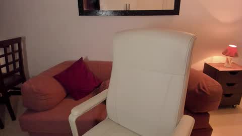 Jazmin online show from 11-25-25, 03:39