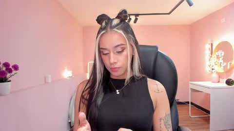 T A T I A N A online show from 05-27-26, 11:40