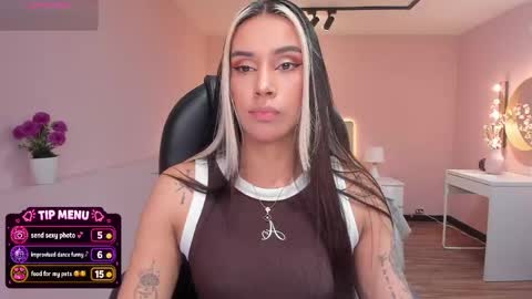 T A T I A N A online show from 06-04-26, 11:38