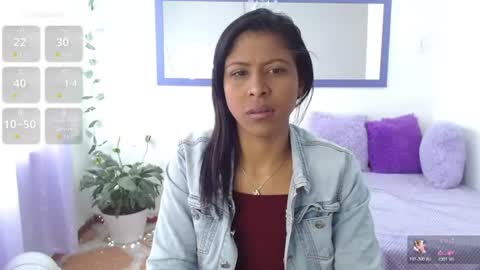 Snapshot of la_negritaa chatting on 06-30-26, 07:15 Sara online show from 06-30-26, 07:15