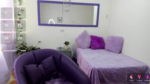 Snapshot of la_negritaa chatting on 07-22-26, 08:44 Sara online show from 07-22-26, 08:44