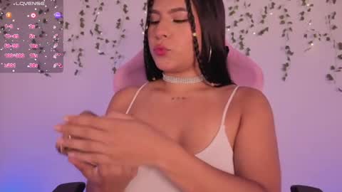 Victoria  online show from 04-06-26, 10:11