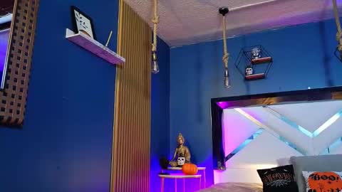 Cris  online show from 10-10-25, 11:31