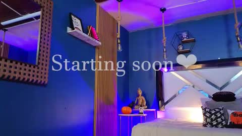 Cris  online show from 10-17-25, 11:02