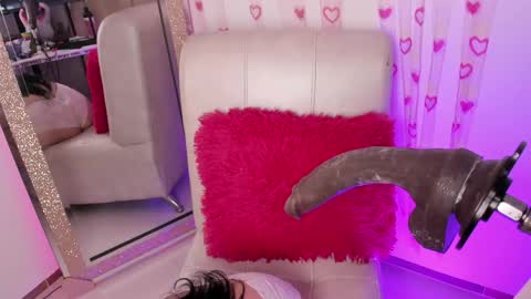 lana  foxx Model  independient online show from 04-15-26, 11:49