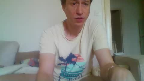 Snapshot of labelette007 chatting on 05-01-26, 09:03 labelette007 online show from 05-01-26, 09:03