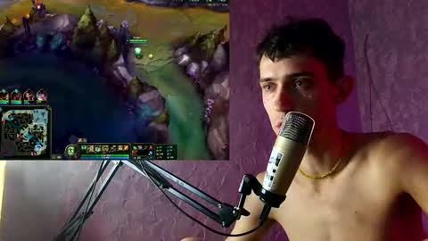 Snapshot of labour_guy chatting on 03-05-25, 09:59 Marco online show from 03-05-25, 09:59