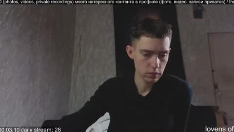 Snapshot of labour_guy chatting on 09-15-25, 02:33 Marco online show from 09-15-25, 02:33