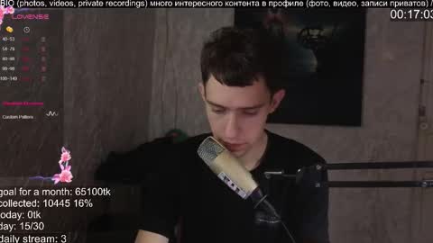 Snapshot of labour_guy chatting on 10-18-25, 06:58 Marco online show from 10-18-25, 06:58