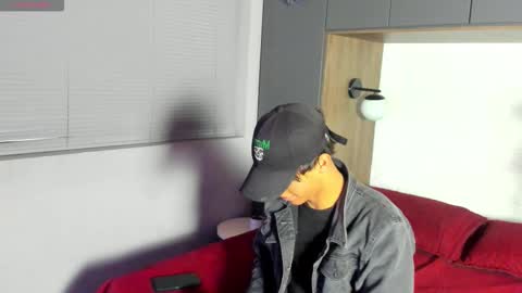 labrinthteasing online show from 02-22-26, 12:04