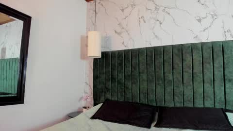 labrinthteasing online show from 03-10-26, 12:43