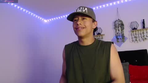 labrinthteasing online show from 04-17-26, 08:34