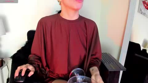 lace_victoria online show from 07-27-26, 12:28