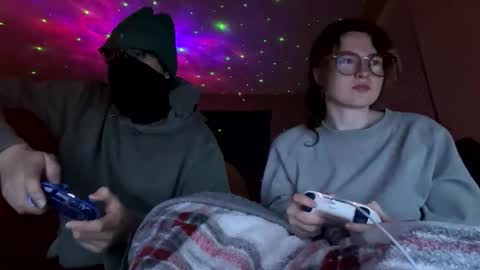 lacedinsin online show from 04-15-26, 03:46