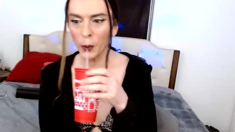 Lacey Phoenix online show from 01-18-26, 04:05