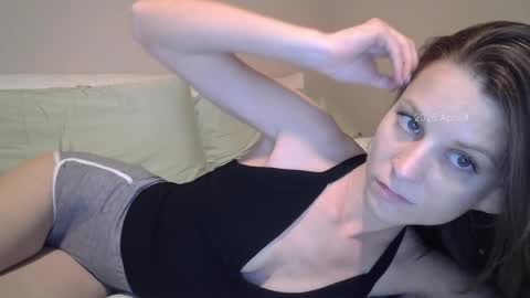 Lacie online show from 04-05-26, 01:14