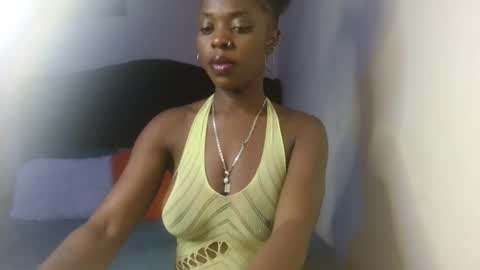 Snapshot of ladasha_montaz chatting on 10-16-25, 06:42 ladasha online show from 10-16-25, 06:42