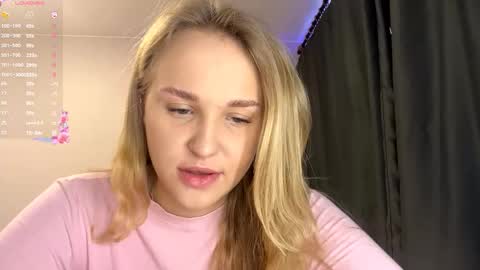 Snapshot of ladawndepippo chatting on 10-12-25, 10:14 Sofia online show from 10-12-25, 10:14