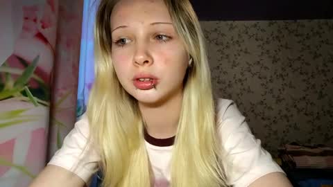 Lada online show from 05-15-26, 09:16