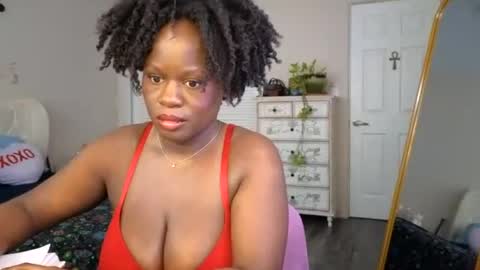 Snapshot of ladiosa_selene chatting on 06-30-26, 07:26 La Diosa Selene online show from 06-30-26, 07:26