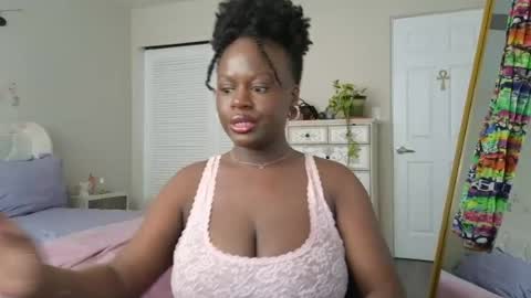 Snapshot of ladiosa_selene chatting on 07-19-26, 08:56 La Diosa Selene online show from 07-19-26, 08:56