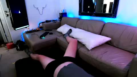 Hectic online show from 02-08-25, 09:04