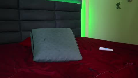 Kathie  Dicky    online show from 12-24-24, 03:47