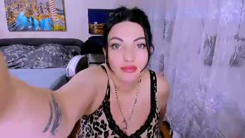 Snapshot of lady_boom_ chatting on 07-11-26, 06:54 lady_boom_ online show from 07-11-26, 06:54