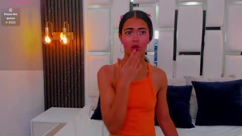 Lady  online show from 05-17-26, 11:45